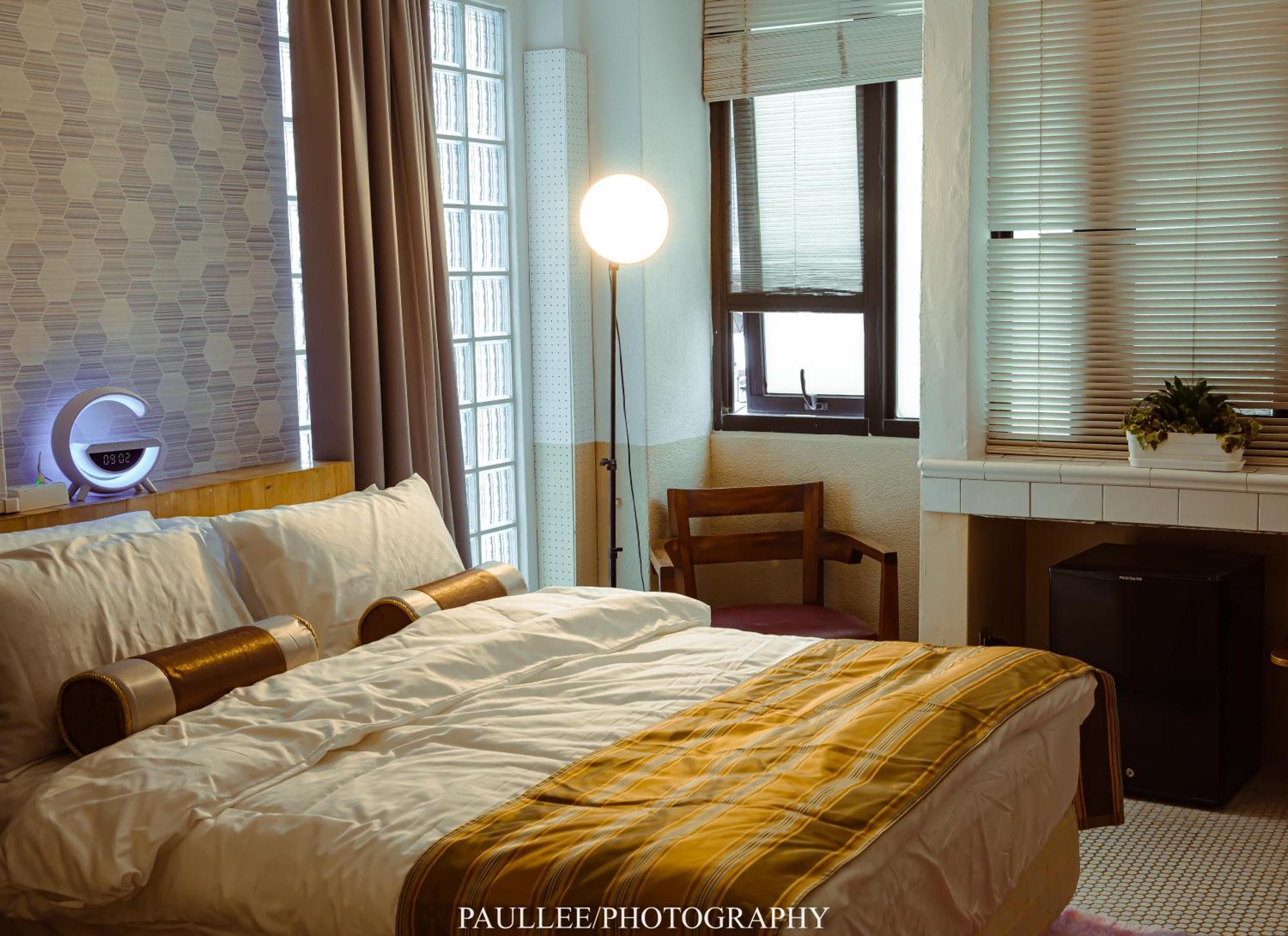 白狗公寓amo B&B市區金三角 東大門夜市 Hualien City Exterior photo
